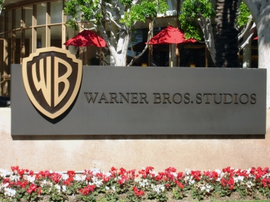 ������������ Warner Bros. ������� �������� ���������� �����������